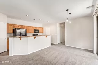 Photo #6: 6572821 Listing