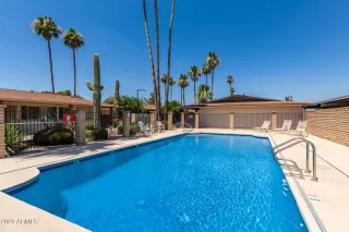 Photo #6: 6572936 Listing 