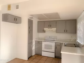 Photo #2: 6573053 Listing