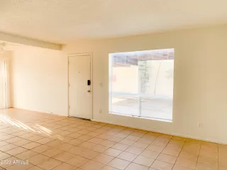 Photo #4: 6573053 Listing