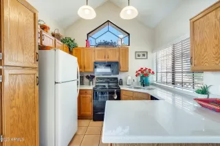 Photo #2: 6573407 Listing 