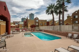 Photo #5: 6573710 Listing