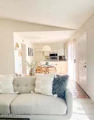 Photo #1: 6573713 Listing