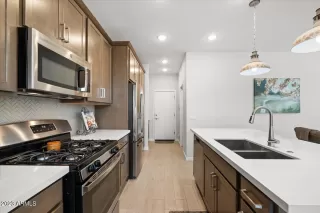 Photo #6: 6573743 Listing 