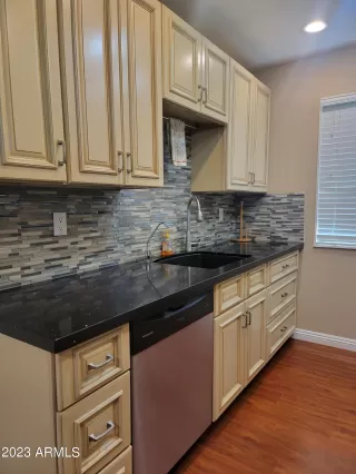 Photo #1: 6573816 Listing