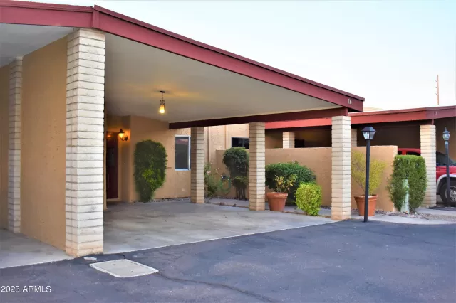 MLS: 6573818 Condo For Sale