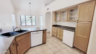 Photo #6: 6573979 Listing