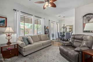 Photo #4: 6574006 Listing