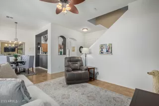 Photo #5: 6574006 Listing