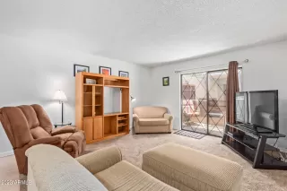 Photo #3: 6574009 Listing 