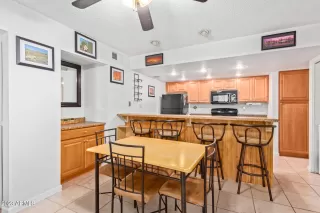 Photo #6: 6574009 Listing 