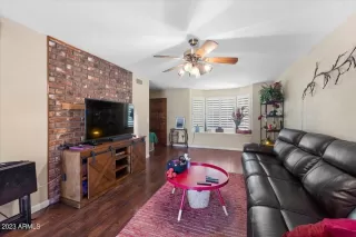 Photo #2: 6574134 Listing