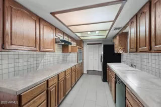 Photo #3: 6574134 Listing