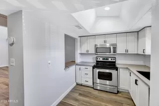 Photo #2: 6574276 Listing 