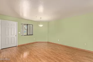 Photo #4: 6574439 Listing