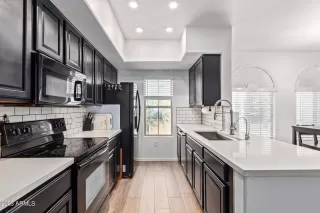 Photo #5: 6574904 Listing