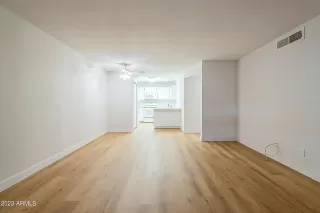 Photo #2: 6574979 Listing