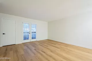 Photo #5: 6574979 Listing