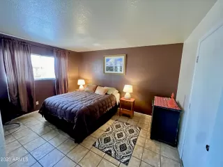 Photo #2: 6575041 Listing