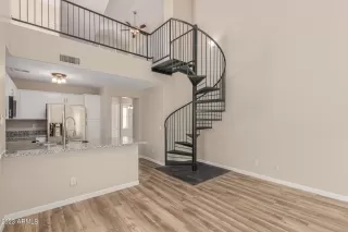 Photo #6: 6575054 Listing