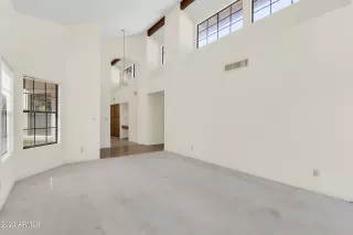 Photo #5: 6575222 Listing 