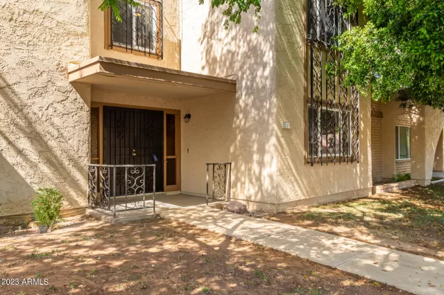 MLS: 6575467 Condo For Sale