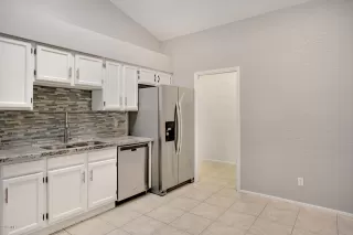 Photo #6: 6575659 Listing 