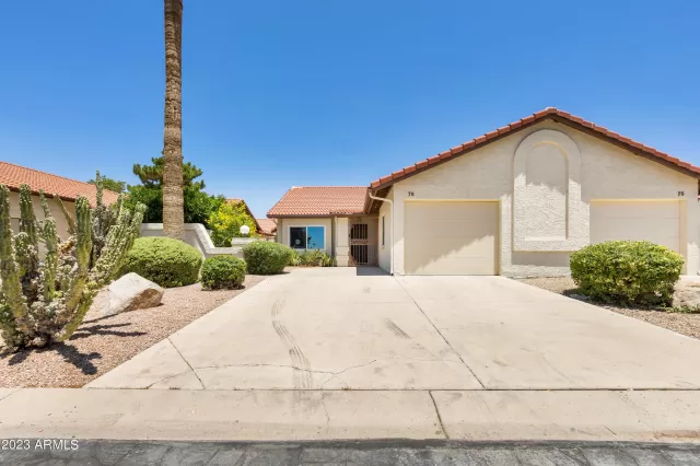 MLS: 6575772 Condo For Sale