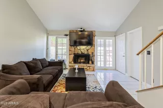 Photo #3: 6575841 Listing