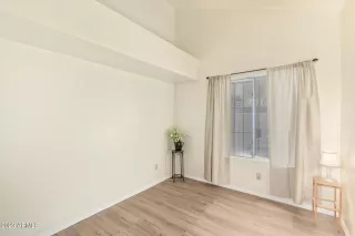 Photo #6: 6575944 Listing 