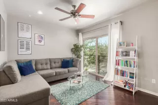 Photo #2: 6576063 Listing 