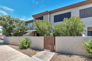 Photo #2: 6576304 Listing