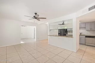 Photo #4: 6576323 Listing