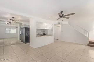 Photo #5: 6576323 Listing