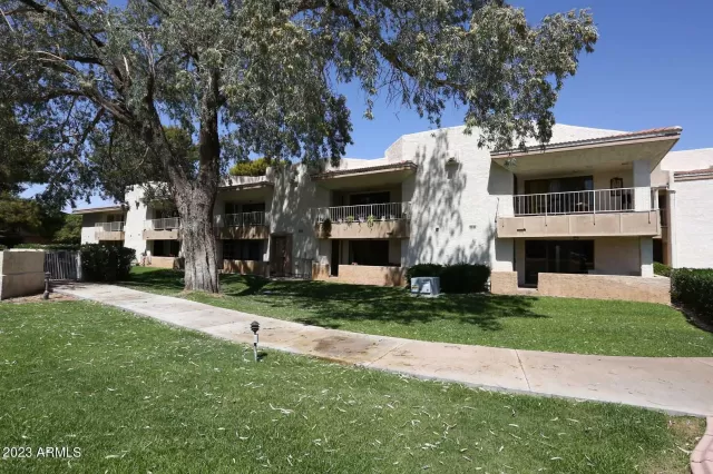 MLS: 6576763 Condo For Sale