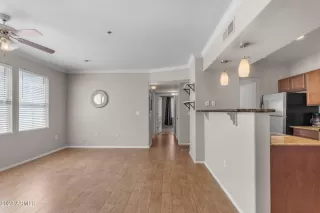 Photo #5: 6577198 Listing