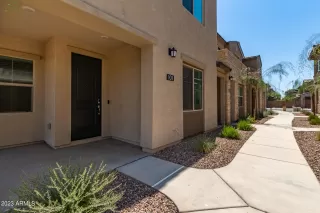 Photo #2: 6577207 Listing