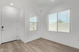 Photo #4: 6577207 Listing