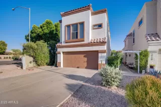 Photo #2: 6577293 Listing 