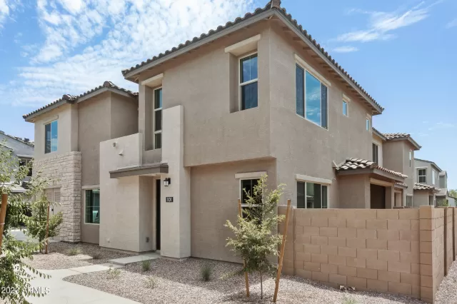 MLS: 6577513 Condo For Sale