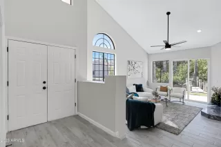 Photo #5: 6577611 Listing 