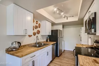 Photo #3: 6577697 Listing 