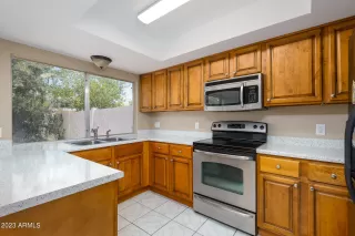 Photo #3: 6577938 Listing