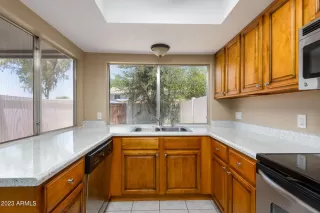 Photo #4: 6577938 Listing