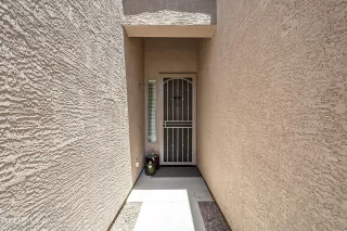 Photo #2: 6577990 Listing