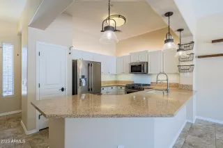 Photo #6: 6577990 Listing