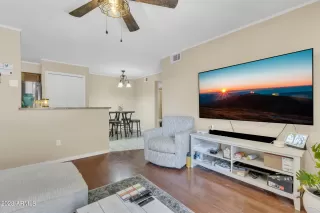 Photo #4: 6578062 Listing