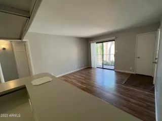 Photo #3: 6578448 Listing 