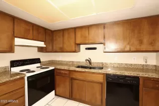 Photo #6: 6578681 Listing