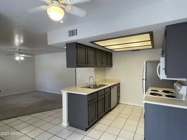 MLS: 6578696 Condo For Sale